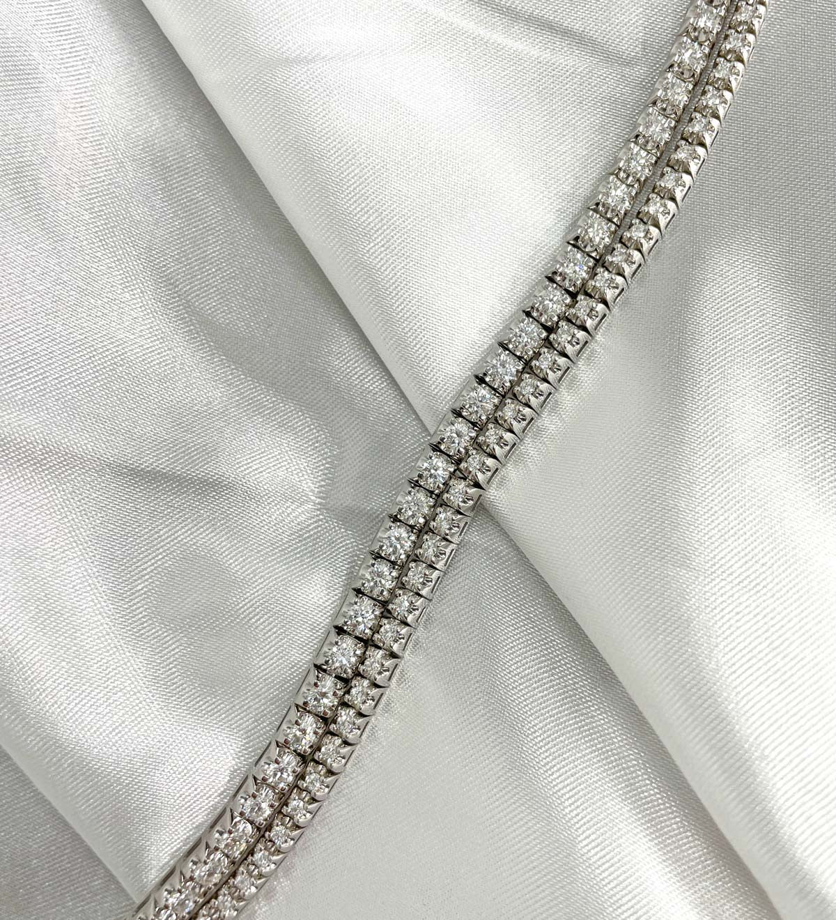 The History Behind the Tennis Bracelet: A Timeless Icon