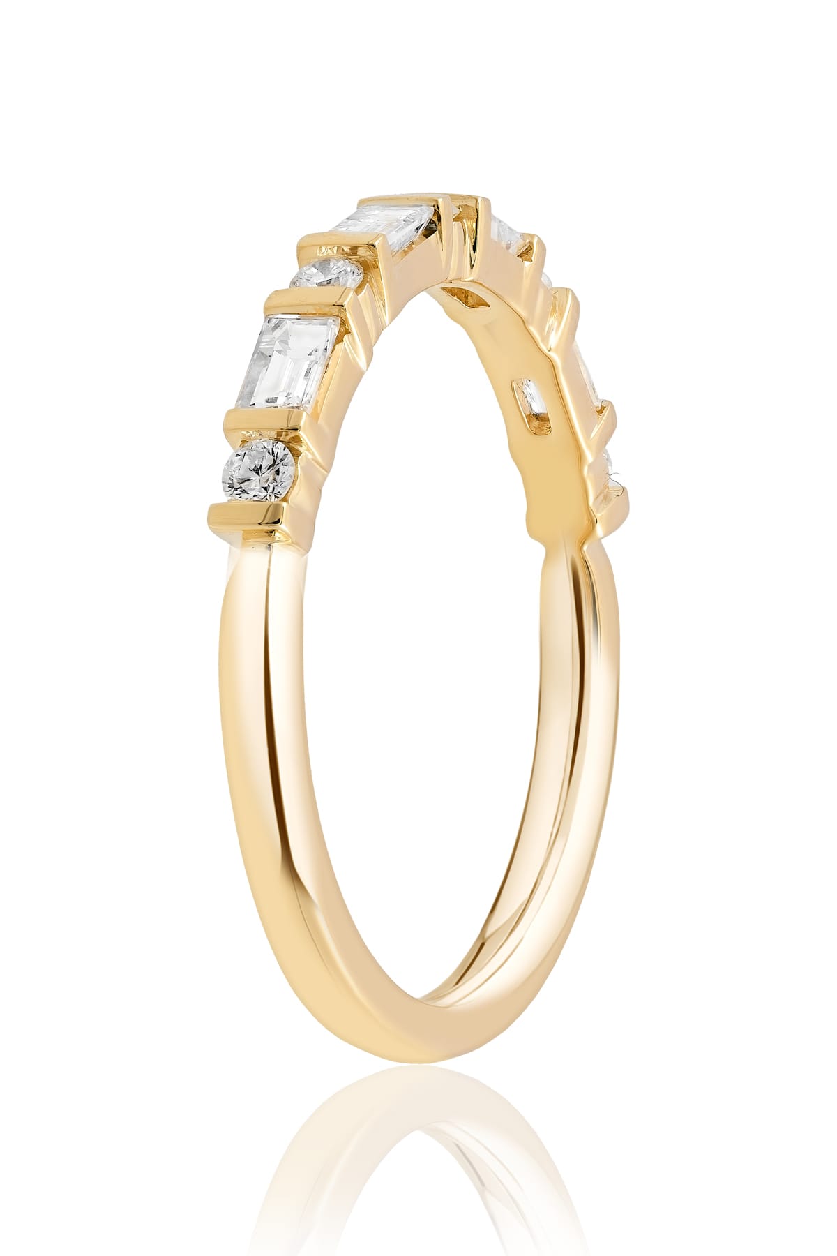 18ct Yellow Gold Diamond Ring with Round Brilliant & Baguette Cuts from LeGassick.