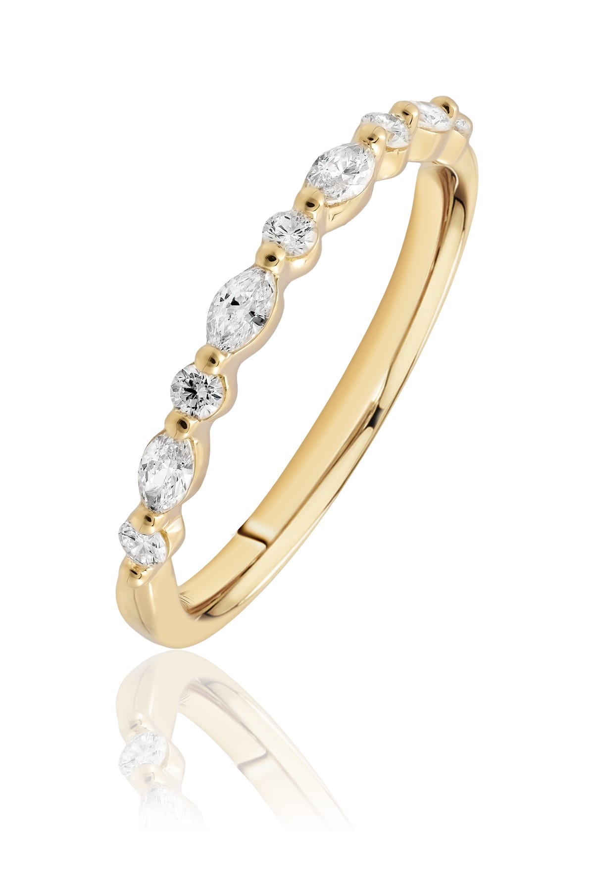 18ct Yellow Gold Marquise & Round Brilliant Diamond Ring from LeGassick.