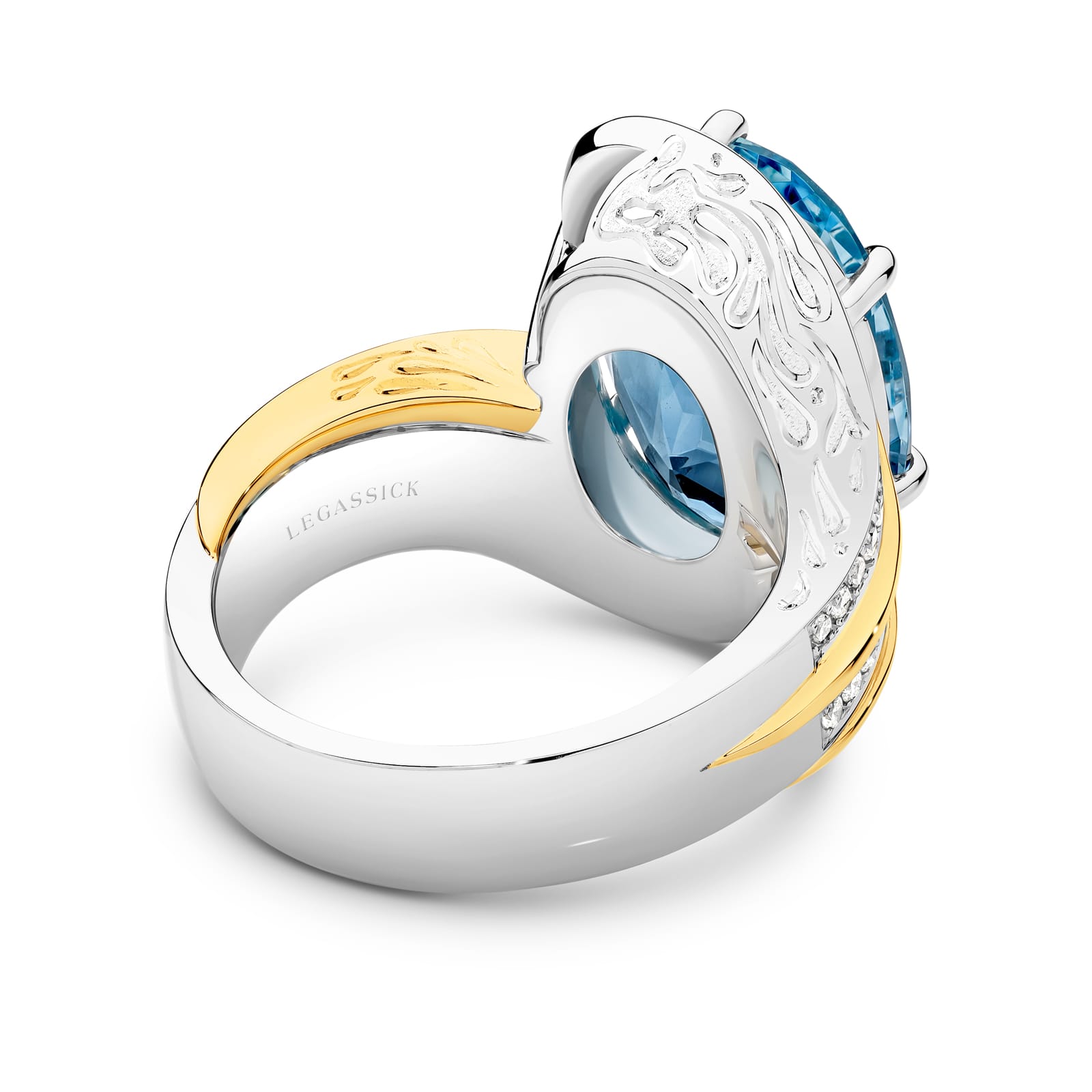 Atlantis is a ring handcrafted by LeGassick Fine Jewellery. Atlantis has a 6ct Santa Maria Aquamarine centre stone encircled by diamonds. All set in white and yellow gold. Inspired by the ocean's endless song, it echoes the words of Kobayashi Issa:
"Mother, I never knew, every time I see the ocean, every time."