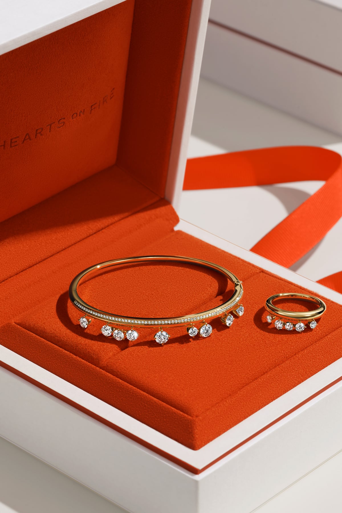 Barre Collection from Hearts On Fire available from LeGassick Jewellery Gold Coast, Australia.