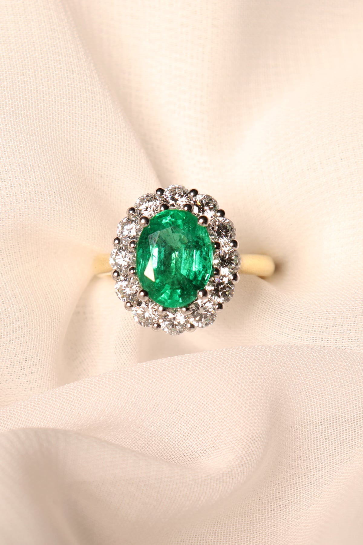 May Birthstone: The Enchanting Emerald
