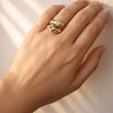 Leopard Style Sapphire & Diamond Ring set in 18ct Yellow Gold