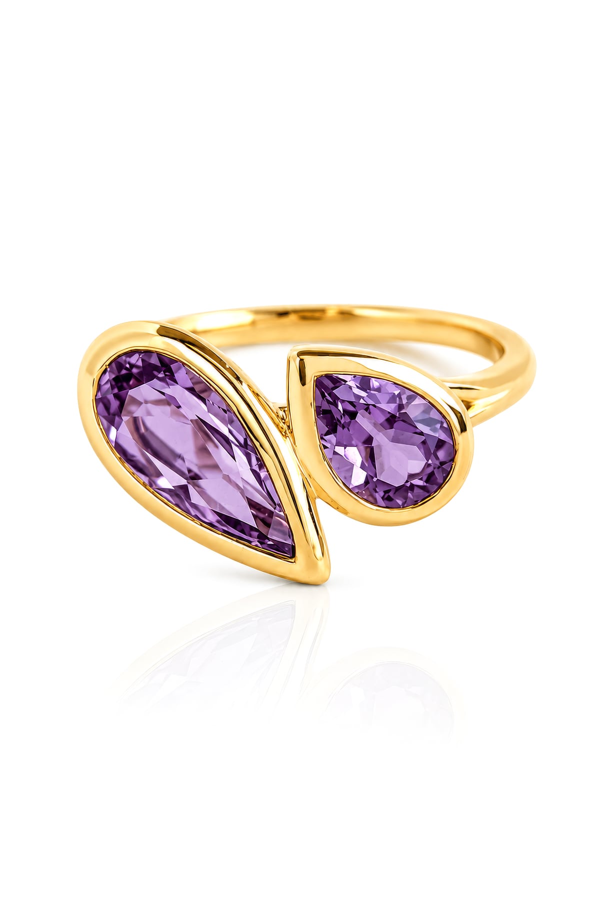 Amethyst Toi et Moi Yellow Gold Ring on white background