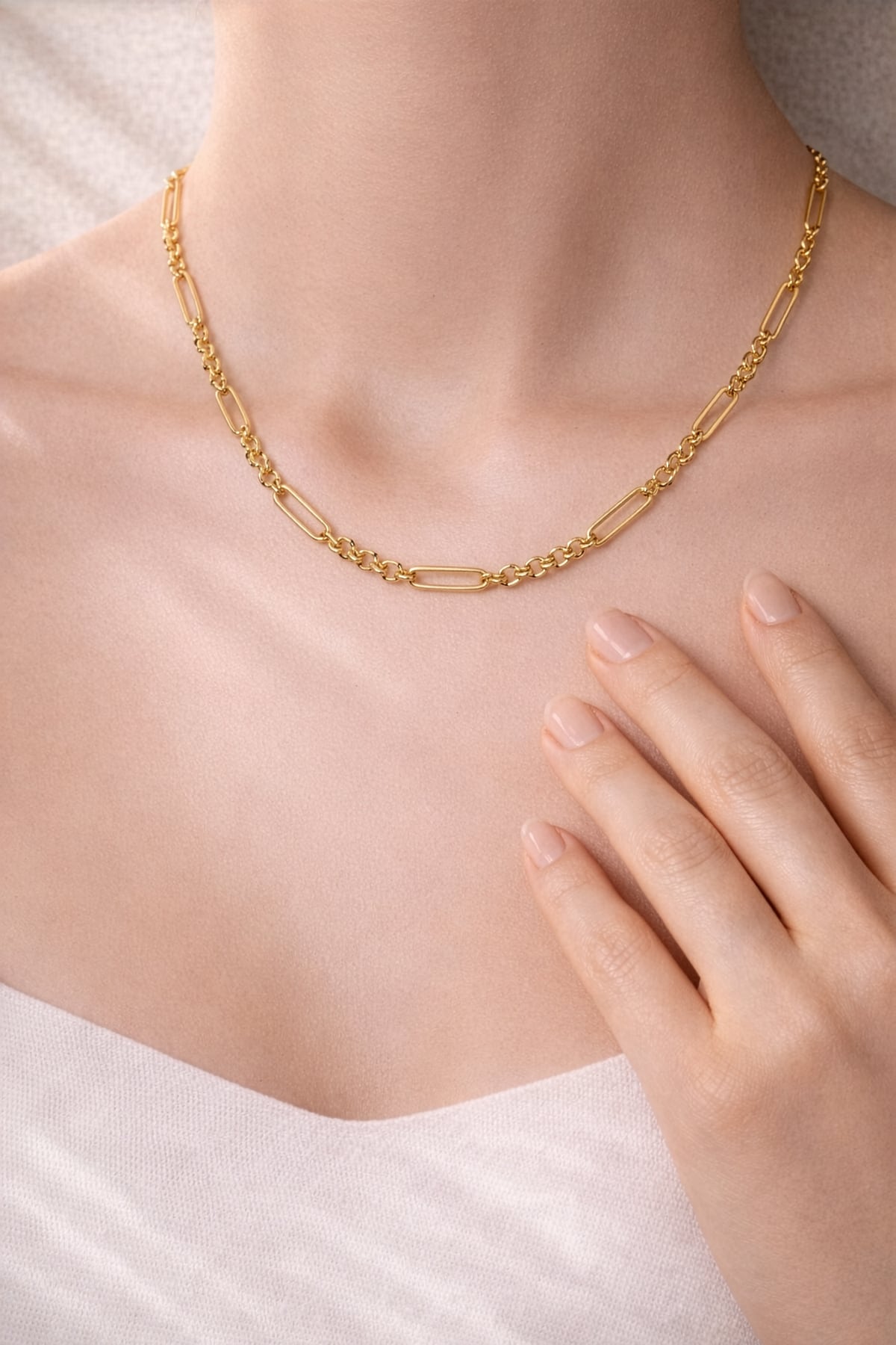 50cm Flat Fancy Paperclip Cable Chain in 9ct Yellow Gold