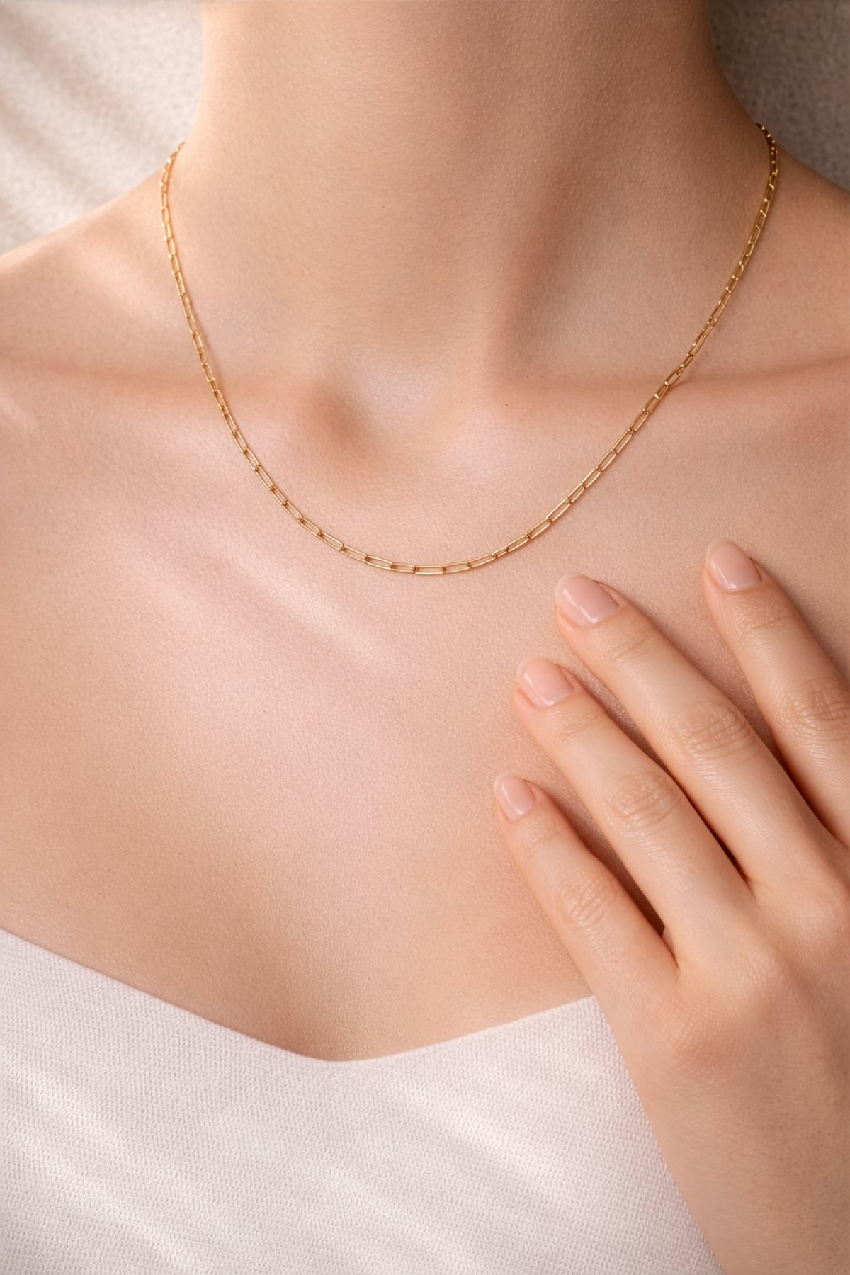 50cm Hammered Paperclip Chain in 9ct Yellow Gold