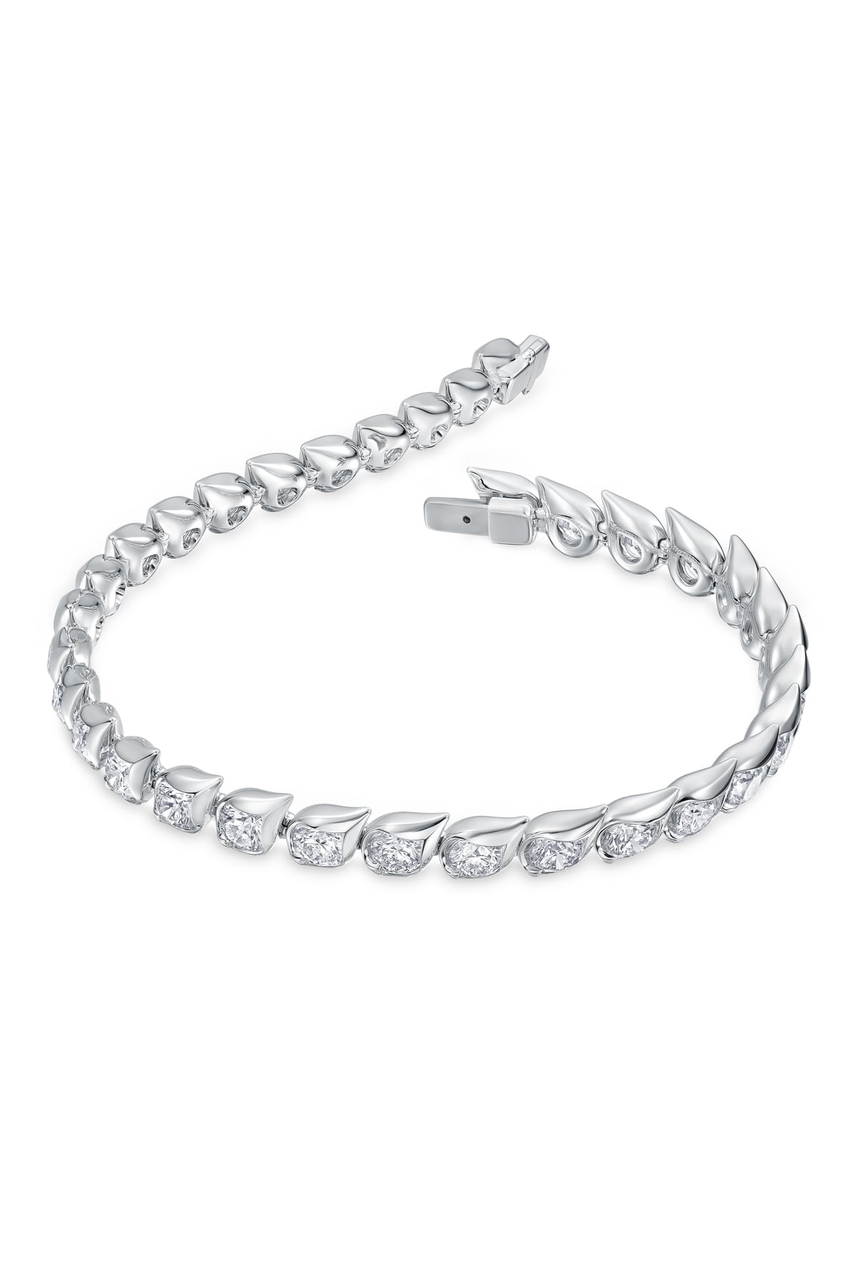 LU Droplet Bracelet In White Gold From Hearts On Fire exclusive to LeGassick Jewellery, Gold Coast, Australia.