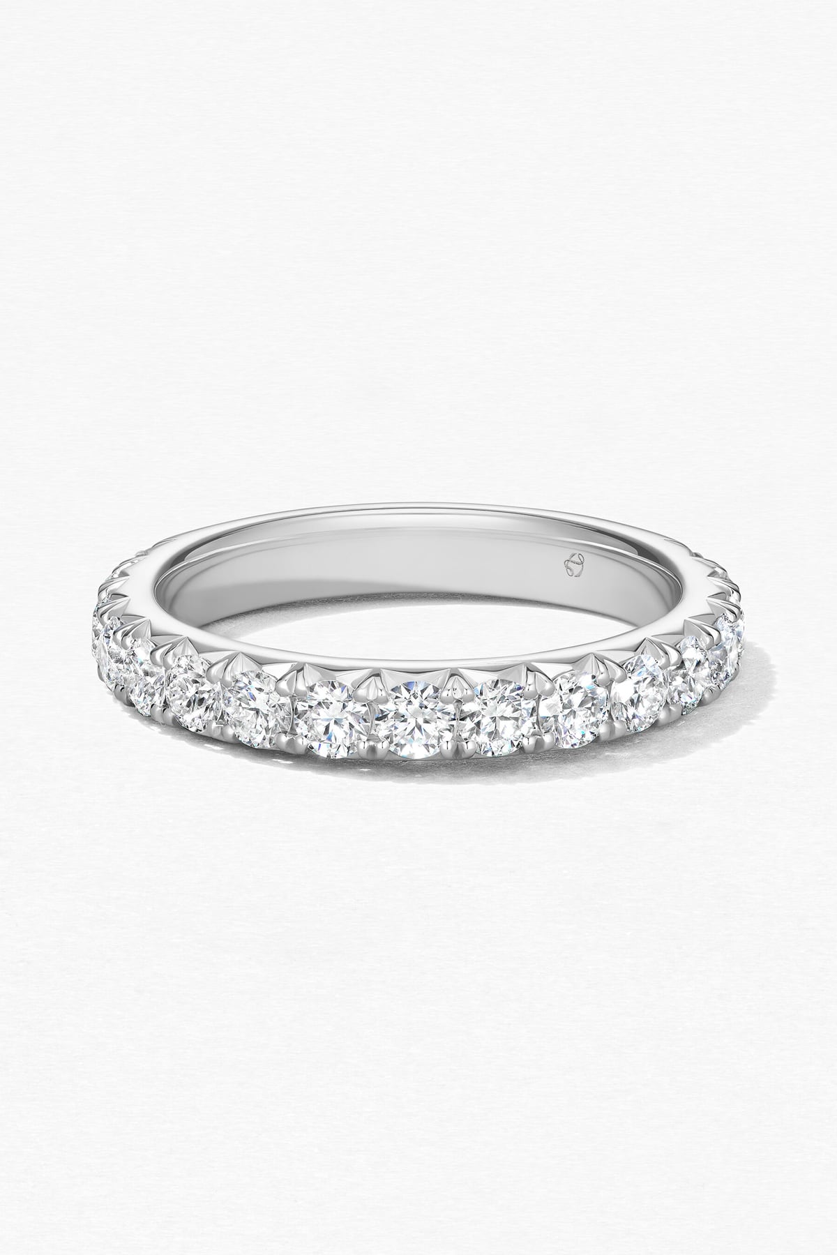1 carat Vela French Cut Pavé Band from Hearts On Fire exclusive to LeGassick Jewellery Gold Coast Australia.