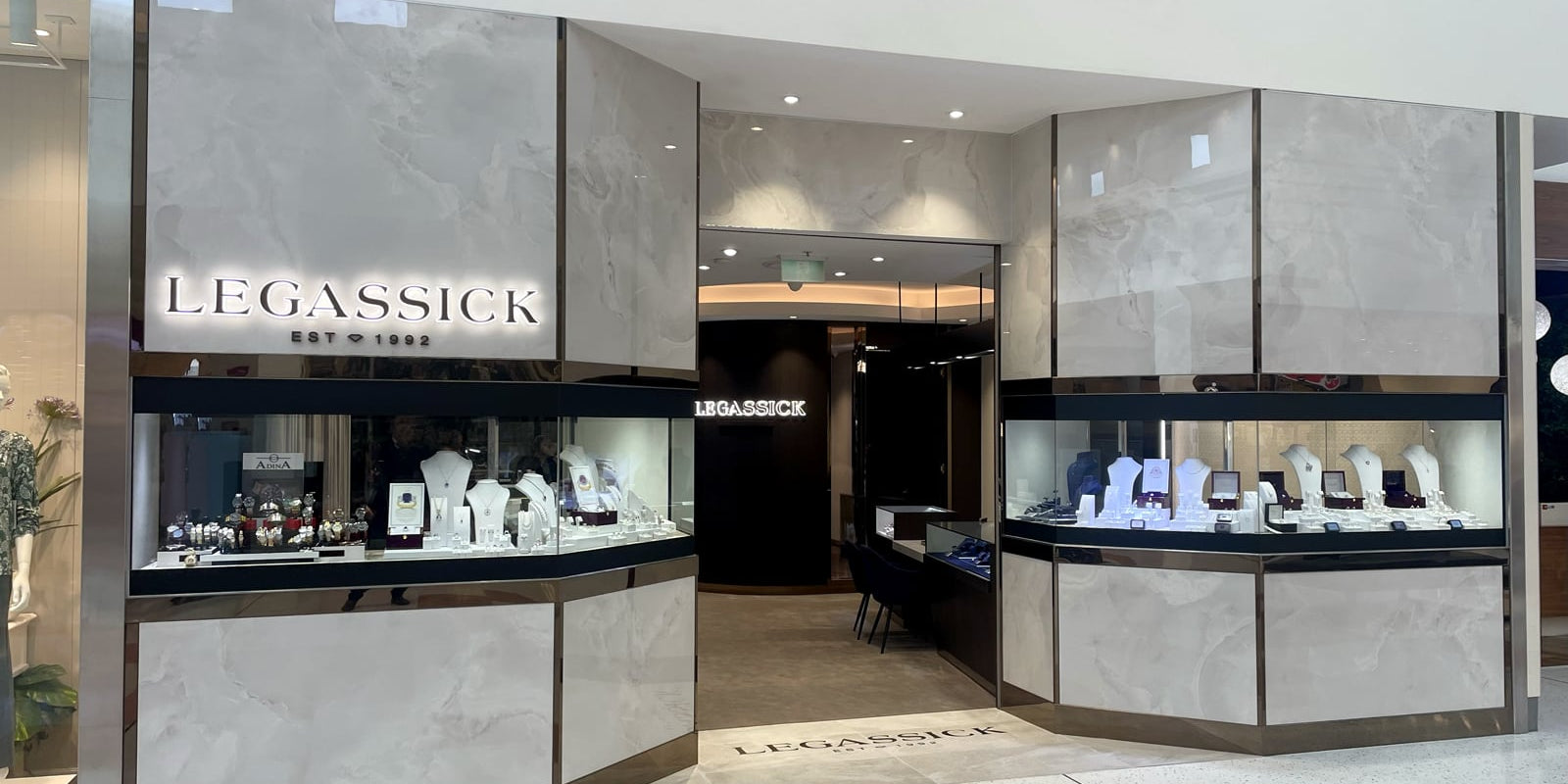 LeGassick Jewellery Store Runaway Bay Centre, Gold Coast, Australia, is a stunning showcase of the world's finest diamond engagement rings and jewellery. If you are after something special for a loved one or want to spoil yourself, stop by and fall in love.