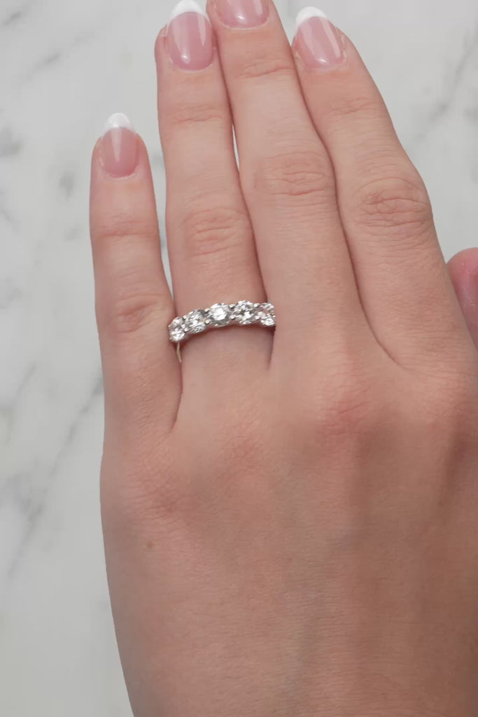 Felicity… 18ct Two-Tone 1.50 Carat Lab-Grown Diamond Set Ring from The Madison Collection.