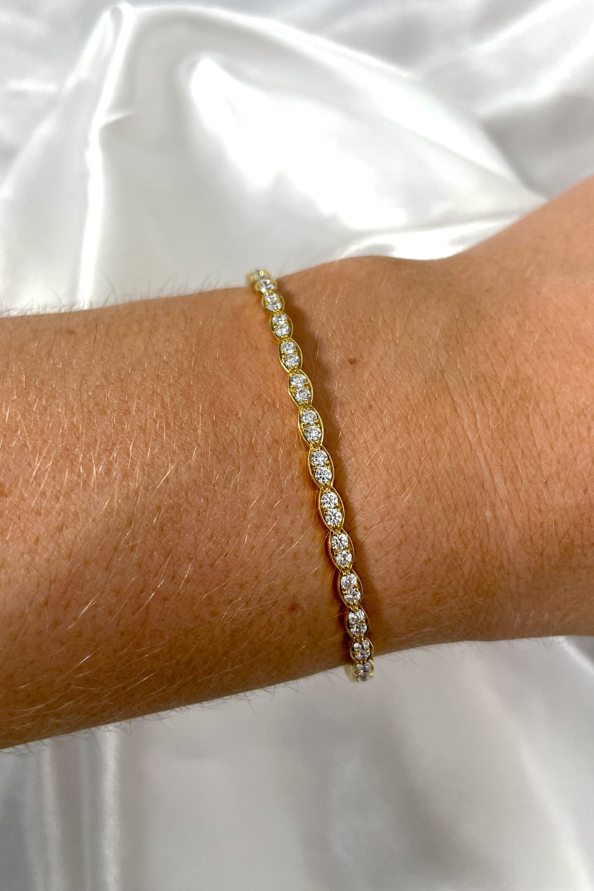 Hearts on fire hot sale diamond bracelet